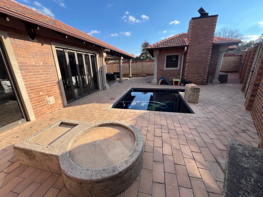 3 Bedroom Property for Sale in Wilkoppies North West